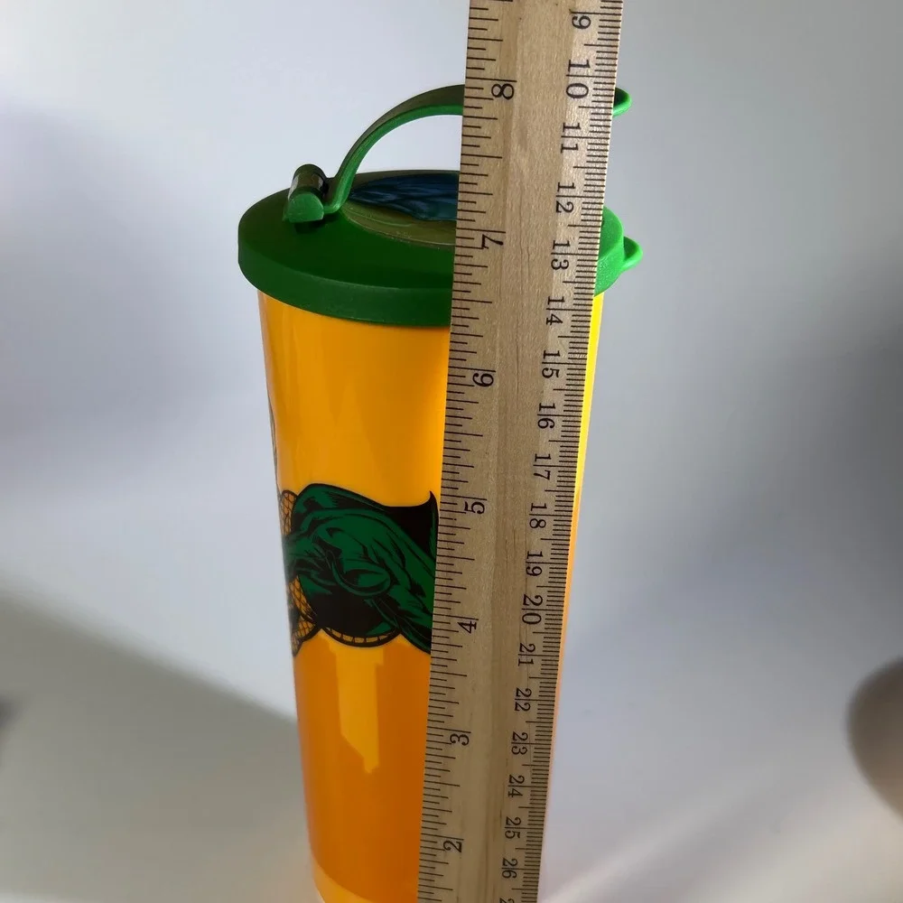 Tupperware Aquaman Snack Cup & Tumbler 16oz Yellow Green Flip Top Lid Kids Adult
